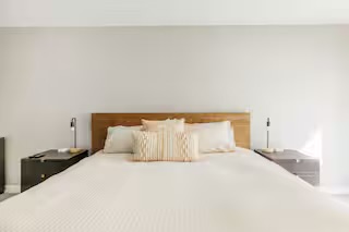 Photo of 3037 E Clarendon Ave, Phoenix — description pending