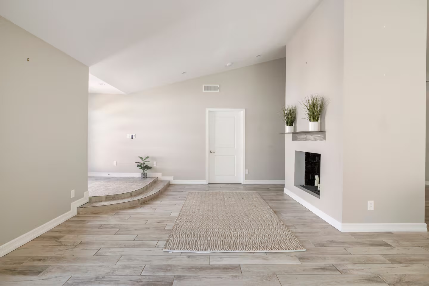 Photo of 3037 E Clarendon Ave, Phoenix — description pending