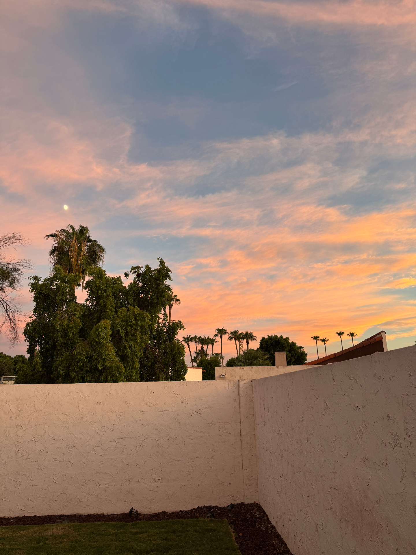 Photo of 3037 E Clarendon Ave, Phoenix — description pending